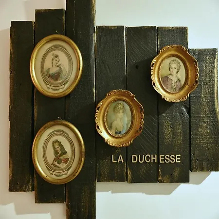 La Duchesse - Loveroom Moonlove Place Stanislas Appartement