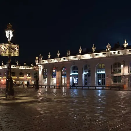 La Duchesse - Loveroom Moonlove Place Stanislas Apartament