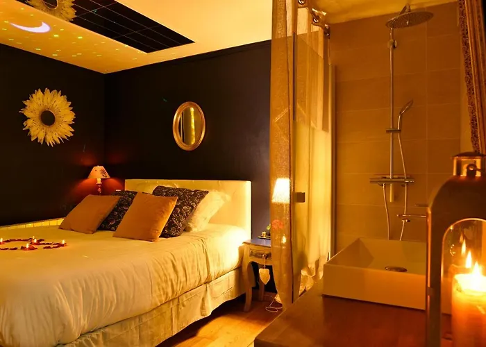 Appartement La Duchesse - Loveroom Moonlove Place Stanislas Nancy